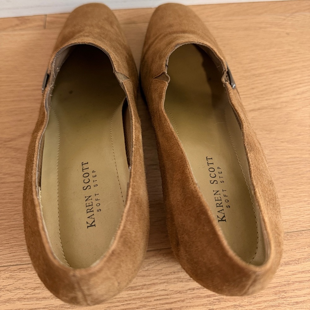 NWOB Karen Scott Brown Suede Low Heel Pumps Womens Size 10 Comfort Shoes - Picture 5 of 8
